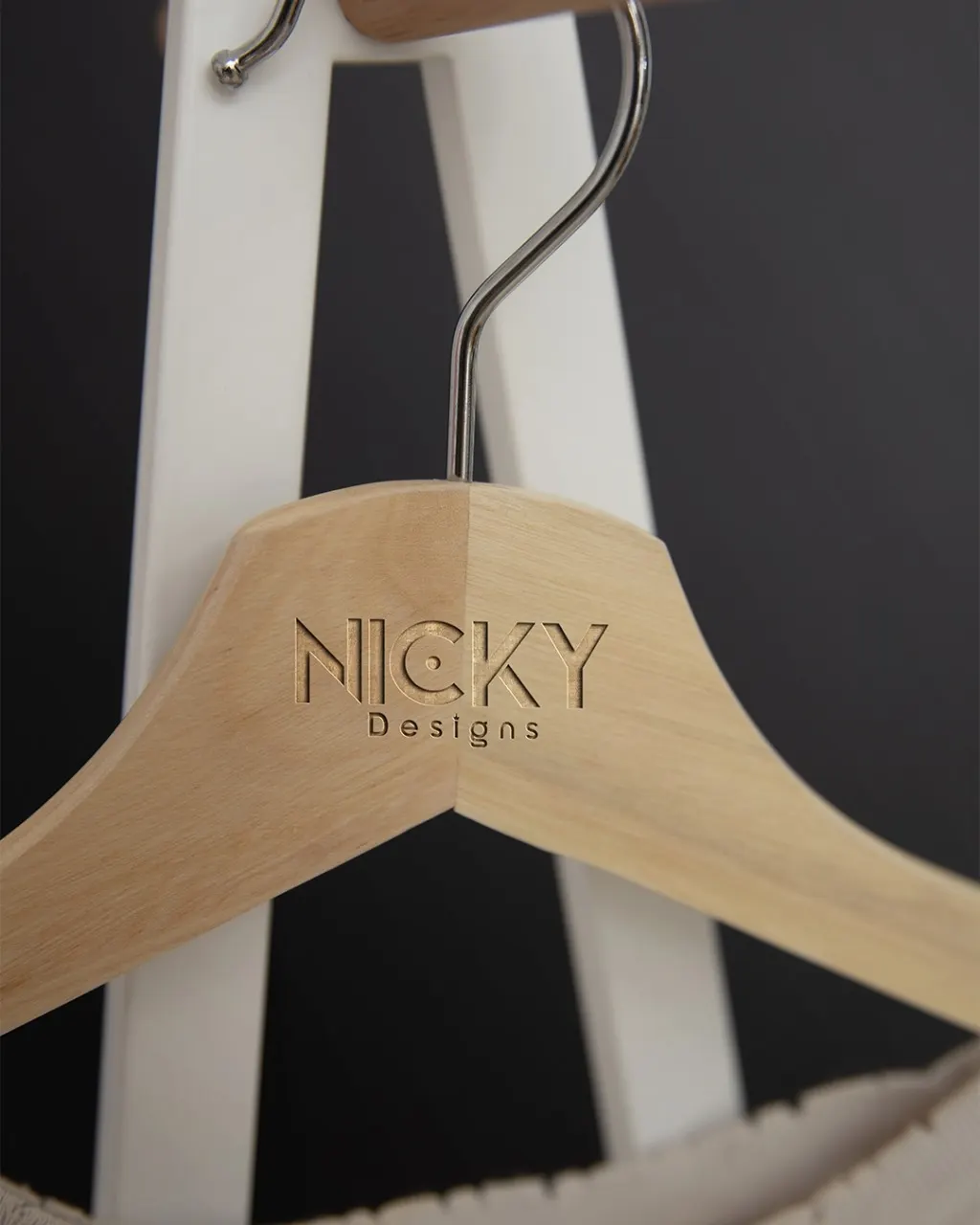 Nicky Designs · Aplicación de marca