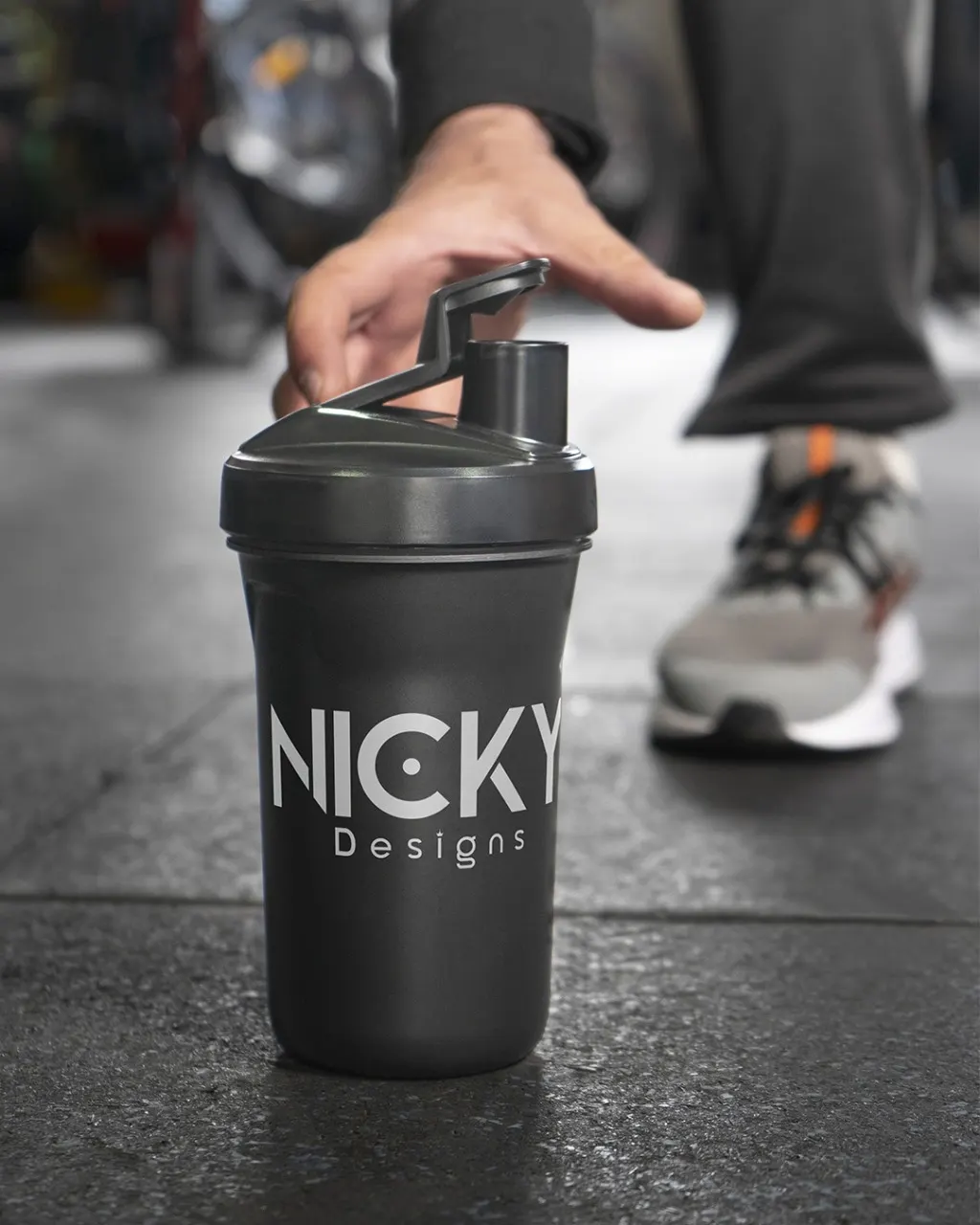 Nicky Designs · Aplicación de marca